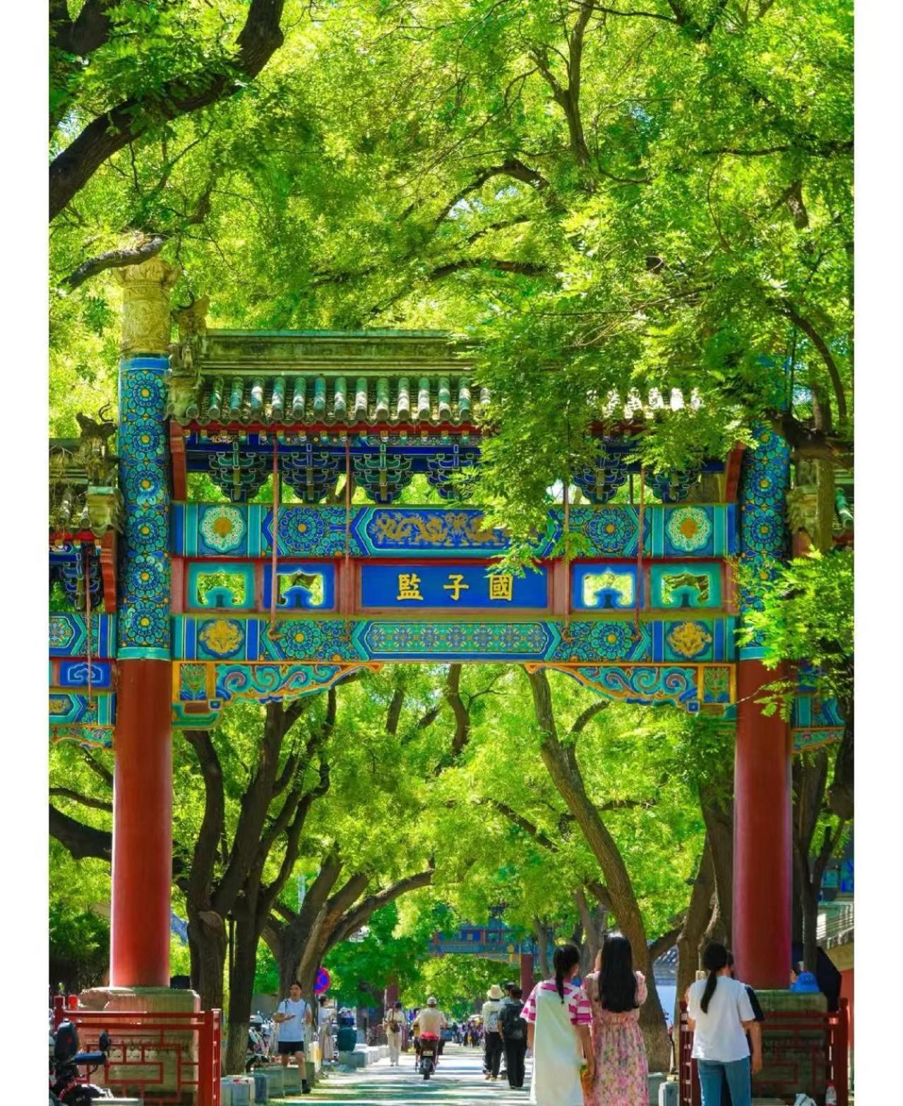 Nostalgia Guozijian Ghost Street - Near Temple, Beihai Park, Jingshan Park, Drum Tower, Houhai Bar Street, Tian'anmen Square, Located In Traditional Hutongs, 5 Minutes Away From Beixinqiao Metro Station 3*